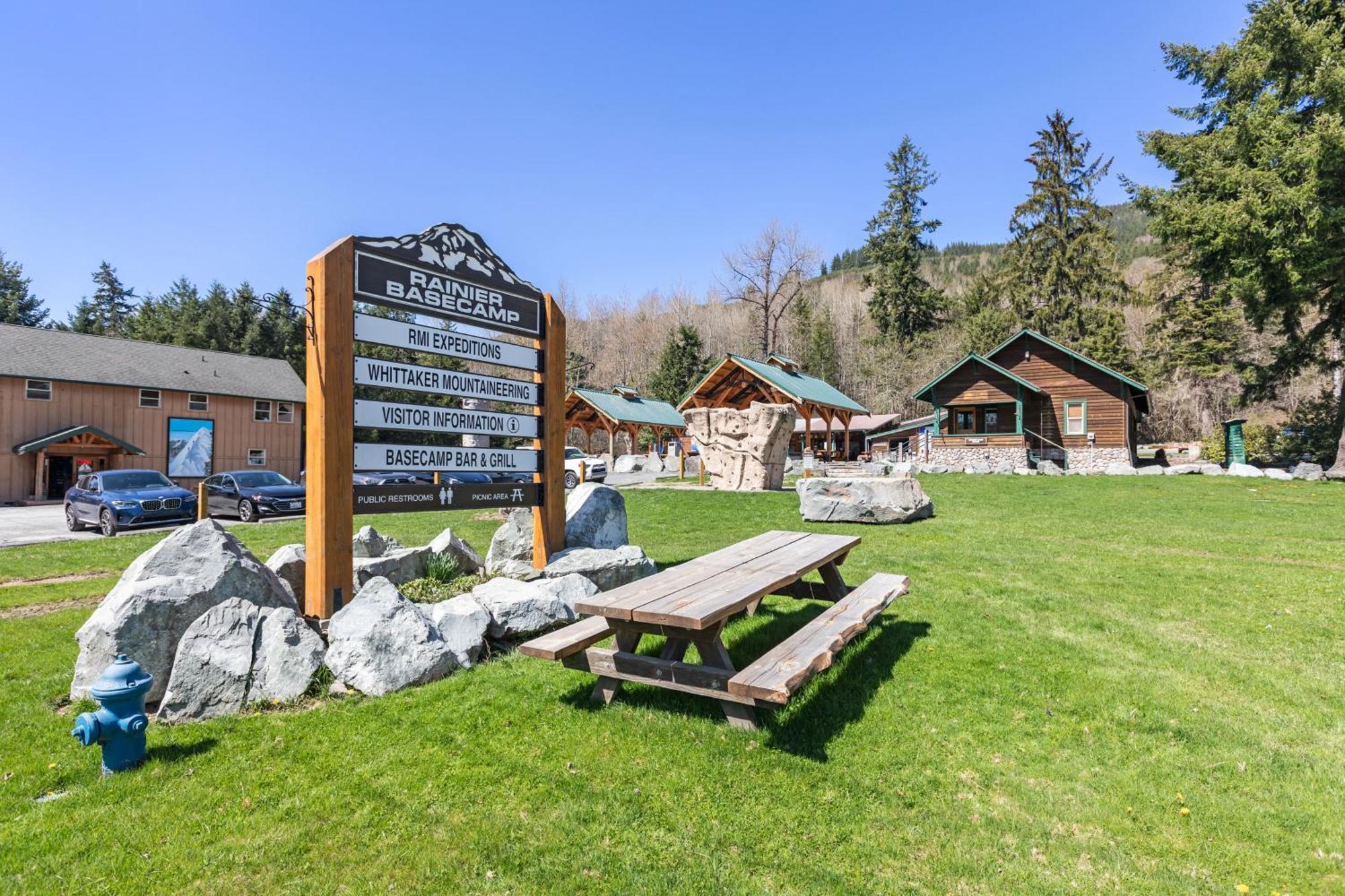 Villa Hikers Haven With Hot Tub - Near Mt Rainier! Ashford Exterior foto
